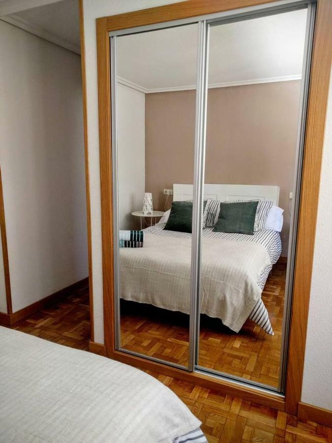 A Pocos Minutos Del Centro Con Parking Gratis En El Edificio Nº Registro Vu-74 Apartment Salamanca Luaran gambar